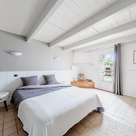 La Grange Bleue - Parking Prive - A 2km De La Semesterbostad Saint-Georges-d'Oleron