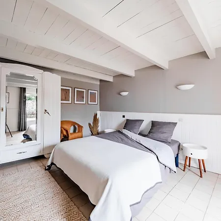 Semesterbostad La Grange Bleue - Parking Prive - A 2km De La Saint-Georges-d'Oleron