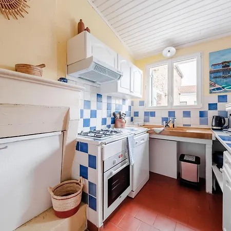 La Grange Bleue - Parking Privé - A 2km De La Hébergement de vacances *