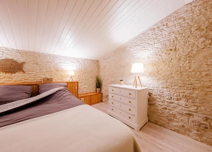 La Grange Bleue - Parking Prive - A 2km De La Сasa de vacaciones